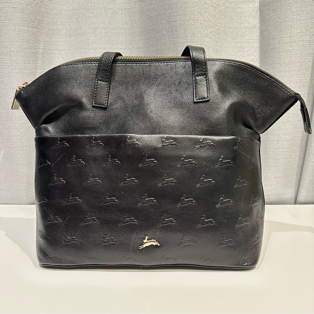 Aubrey England Leather Tote with Zip Closure, Black